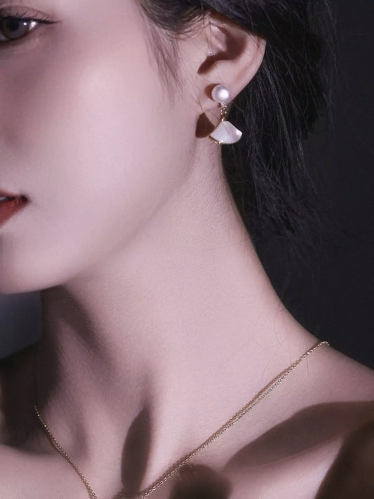 The Vivienne Pearl Earrings — freshwater pearl fan drop earrings in gold